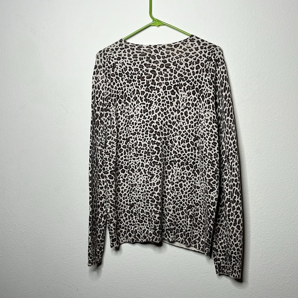 Crofts&Barrow Leopard Print Cardigan - Picture 3 of 7